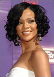 Rihanna_closeup_web0108
