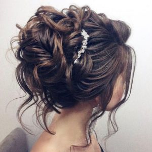 Chignon coiffé décoiffé